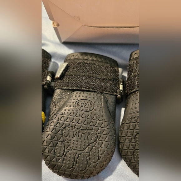 QUMY Dog Shoes #682, 1198 - Picture 10 of 10